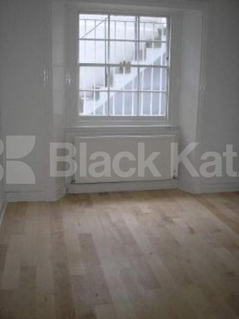 			3 Bedroom, 1 bath, 1 reception Flat			 Balcombe Street, MARYLEBONE / BAKER STREET NW1